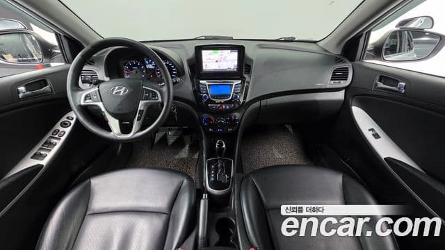 Hyundai Accent(новый кузов / новое поколение) Premier, 2011 7