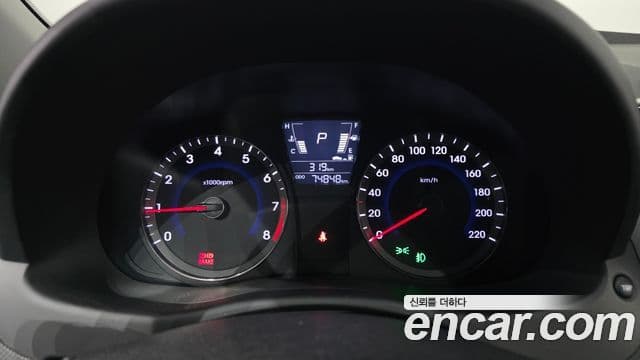 Hyundai Accent(новый кузов / новое поколение) Premier, 2011 8