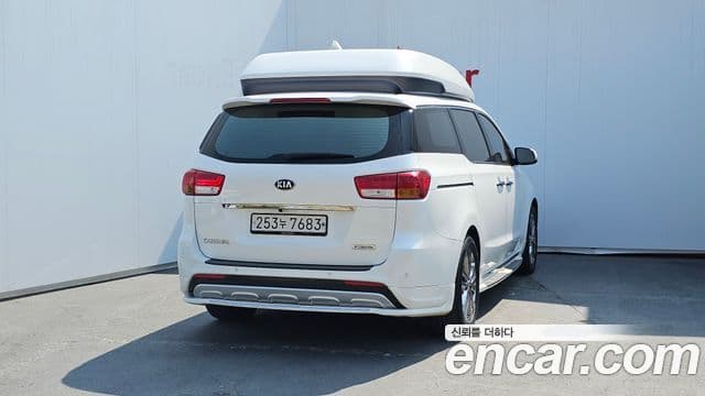 Kia All New Carnival Prestige High Roof, 2018 4