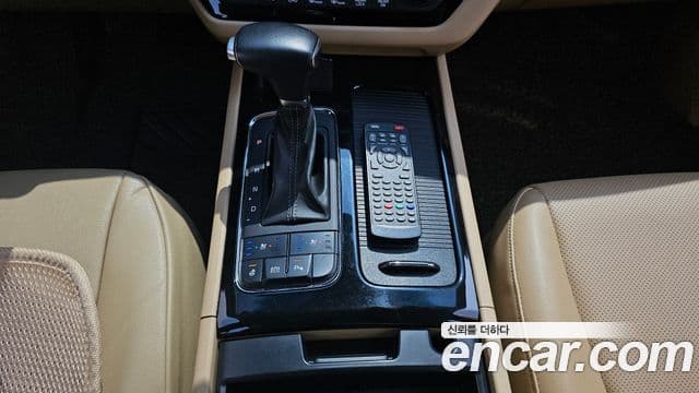 Kia All New Carnival Prestige High Roof, 2018 9