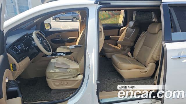 Kia All New Carnival Prestige High Roof, 2018 10