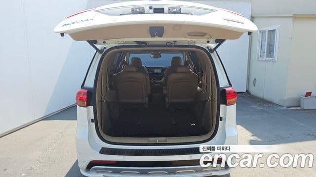 Kia All New Carnival Prestige High Roof, 2018 20
