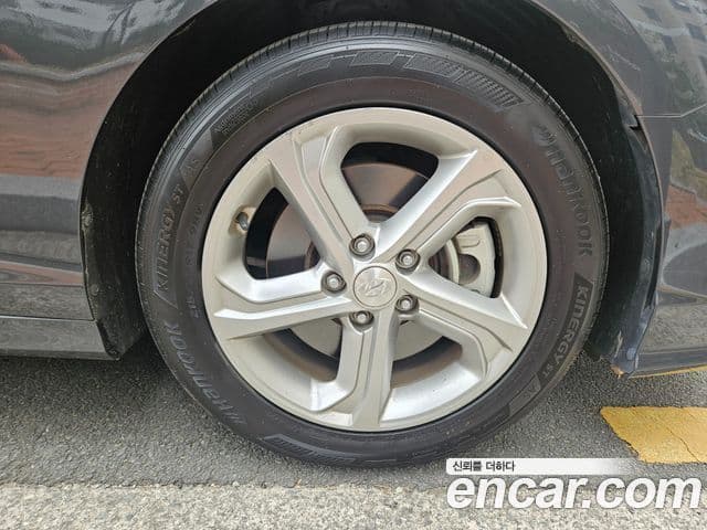 Hyundai Sonata New 라이즈 LPI Modern(для людей с инвалидностью), 2018 все фото