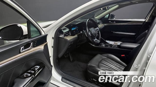 Kia K5 3세대 Signature, 2020 10