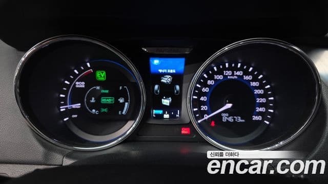 Hyundai Sonata гибрид Royal, 2013 8