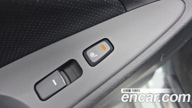 Hyundai Sonata гибрид Royal, 2013 18