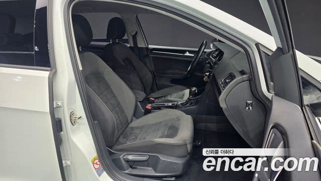 Volkswagen Гольф 7세대, 2014 10