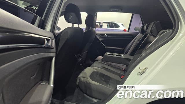 Volkswagen Гольф 7세대, 2014 12