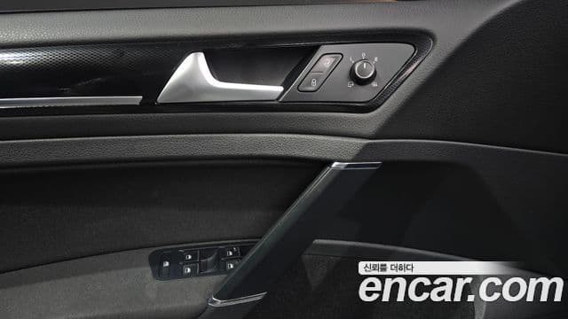 Volkswagen Гольф 7세대, 2014 18