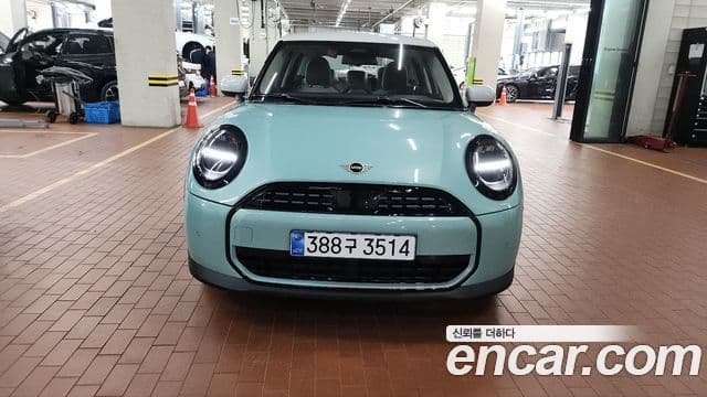 Mini Cooper C 4세대 5도어 Classic, 2026 2