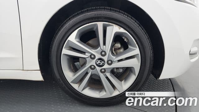 Hyundai Avante AD 1.6 GDI Value Plus, 2018 все фото