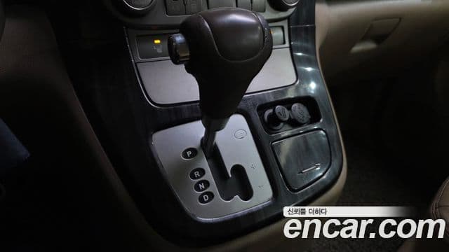 Kia Carnival R топовая версия, 2012 9