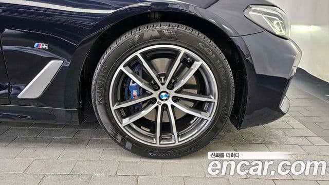 BMW 5시리즈 (G30) 523d M Sport, 2021 все фото