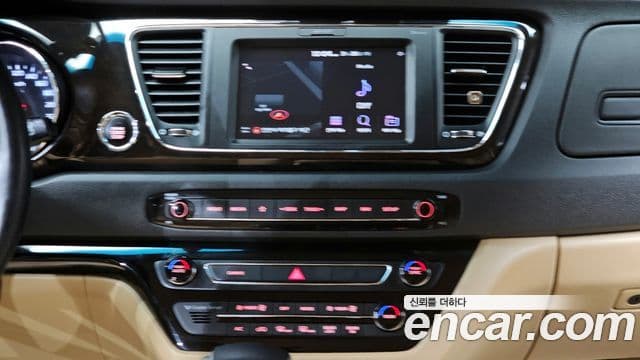 Kia The / новый New Carnival Prestige, 2020 15