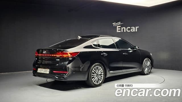 Kia K7 Premier гибрид Signature, 2020 2