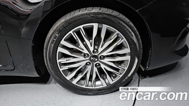 Kia K7 Premier гибрид Signature, 2020 все фото