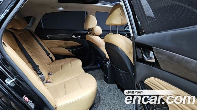 Kia K7 Premier гибрид Signature, 2020 11