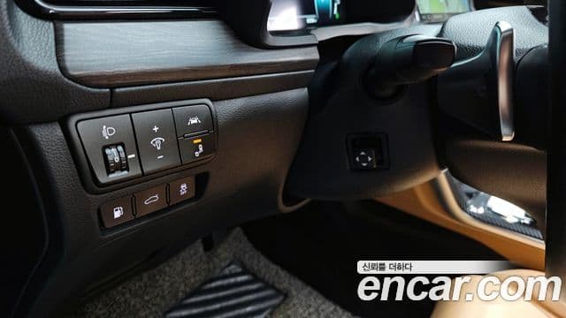 Kia K7 Premier гибрид Signature, 2020 13