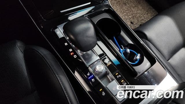 Kia K7 Premier гибрид Noblesse, 2021 9