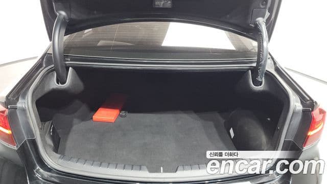 Kia K7 Premier гибрид Noblesse, 2021 20