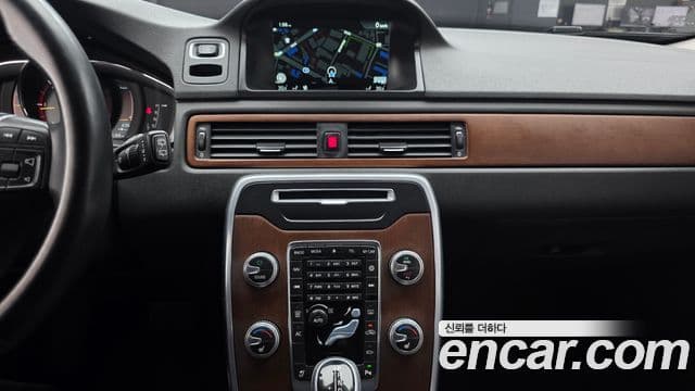 Volvo XC70 3세대, 2016 14