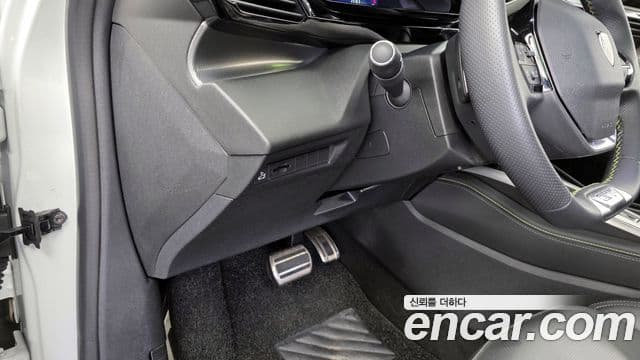 Peugeot 408 1.2 Pure Tech GT, 2023 17