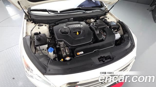 Hyundai LF Sonata 2.0 Smart, 2015 6