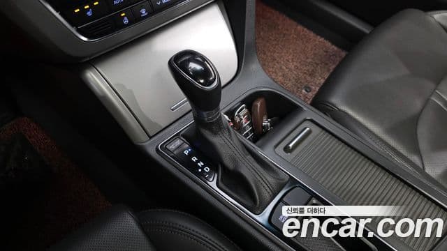 Hyundai LF Sonata 2.0 Smart, 2015 9