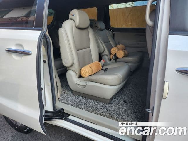 Kia All New Carnival Luxury, 2017 13