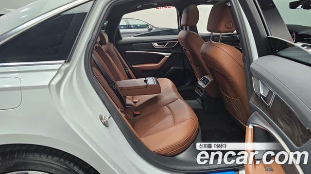 Audi A6 (C8) Premium, 2022 12