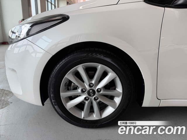 Kia The / новый New K3 Deluxe, 2017 все фото