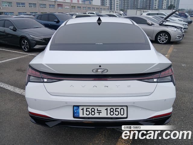 Hyundai Avante (CN7) Inspiration, 2021 3