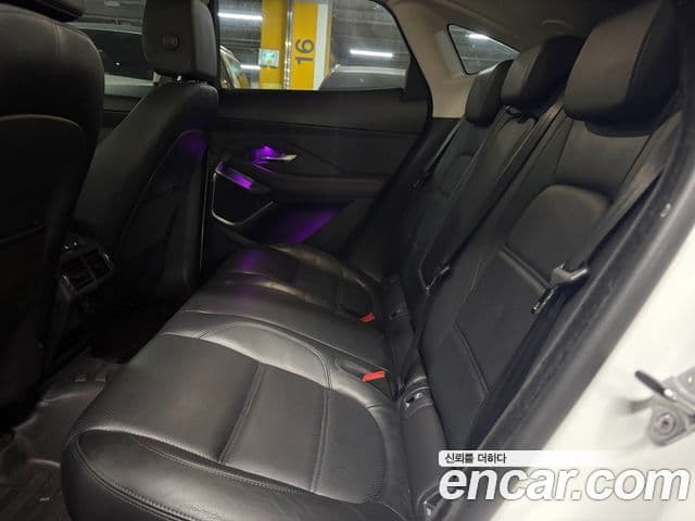 Jaguar E-PACE D180 SE, 2020 11