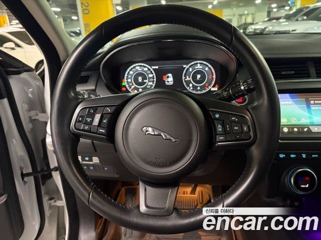 Jaguar E-PACE D180 SE, 2020 16