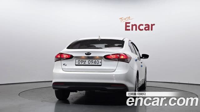 Kia The / новый New K3 Trendy, 2016 4