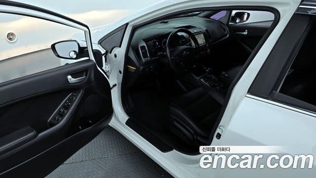 Kia The / новый New K3 Trendy, 2016 11