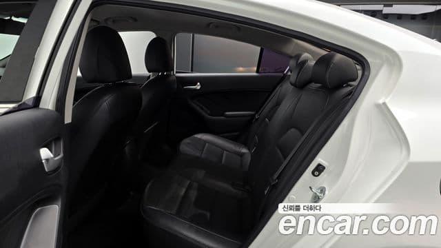 Kia The / новый New K3 Trendy, 2016 12