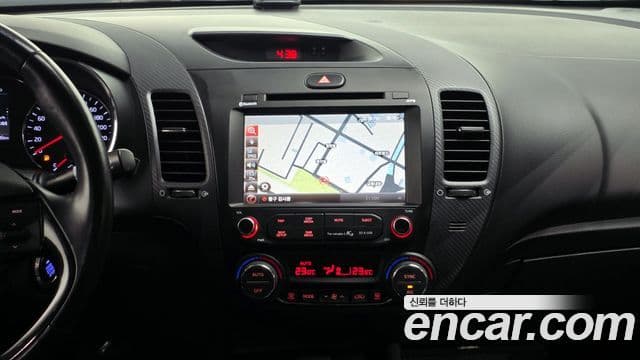 Kia The / новый New K3 Trendy, 2016 15