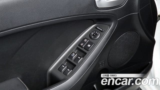 Kia The / новый New K3 Trendy, 2016 18