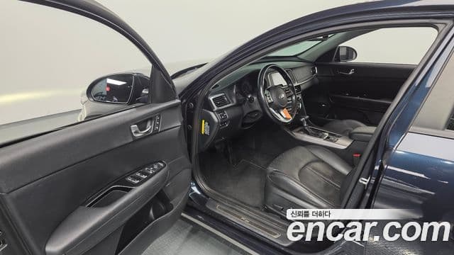 Kia The / новый New K5 гибрид 2세대 Special, 2019 11