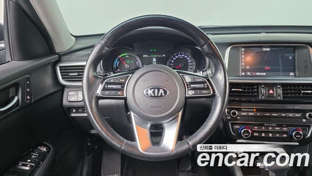 Kia The / новый New K5 гибрид 2세대 Special, 2019 13
