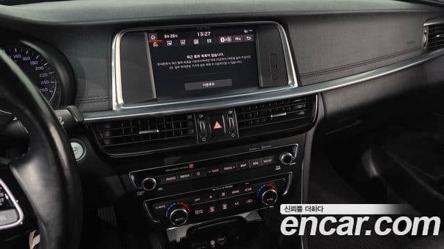 Kia The / новый New K5 гибрид 2세대 Special, 2019 14