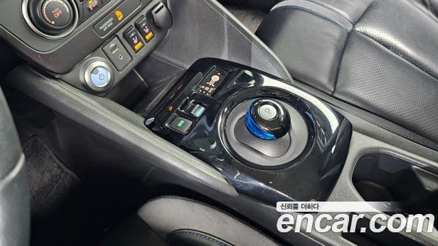 Nissan 리프 (ZE1) EV SL, 2019 9