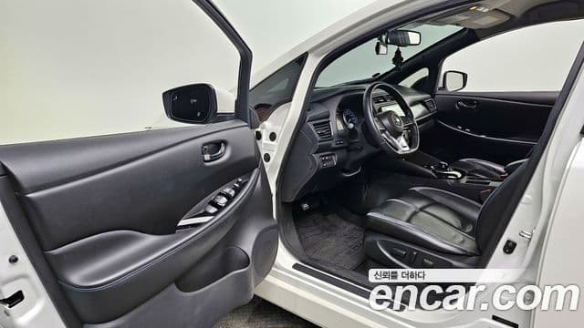 Nissan 리프 (ZE1) EV SL, 2019 10