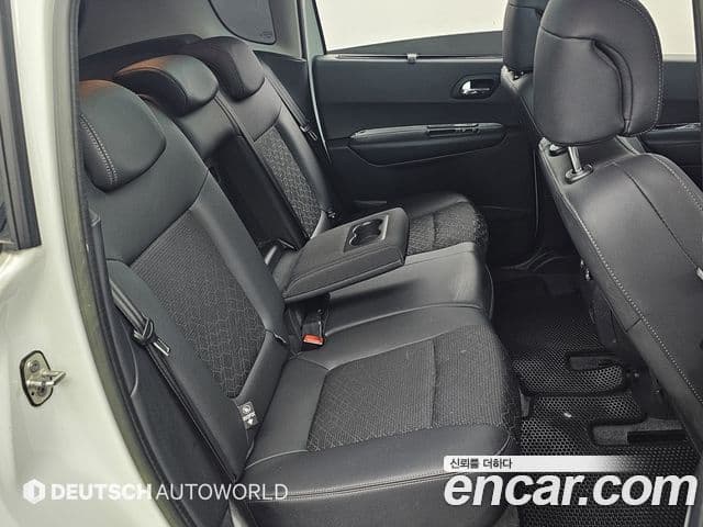 Peugeot 3008 1세대, 2015 12