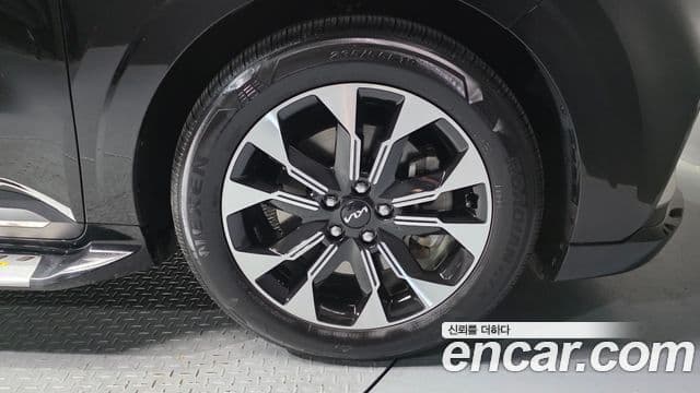 Kia Carnival 4세대 Signature, 2023 все фото