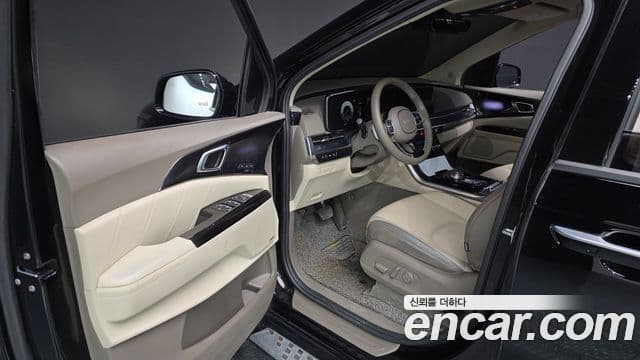 Kia Carnival 4세대 Signature, 2023 10