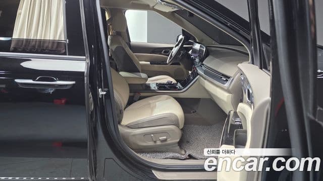 Kia Carnival 4세대 Signature, 2023 11