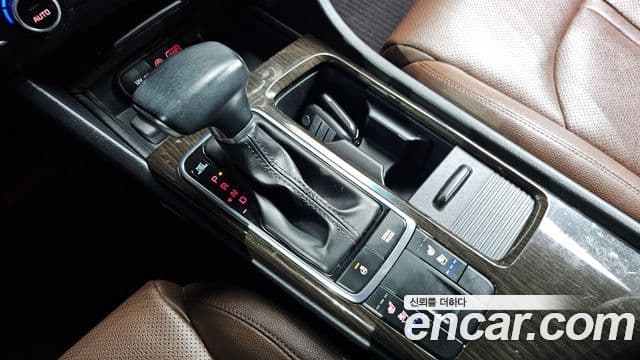 Kia K5 2세대 Noblesse, 2016 9