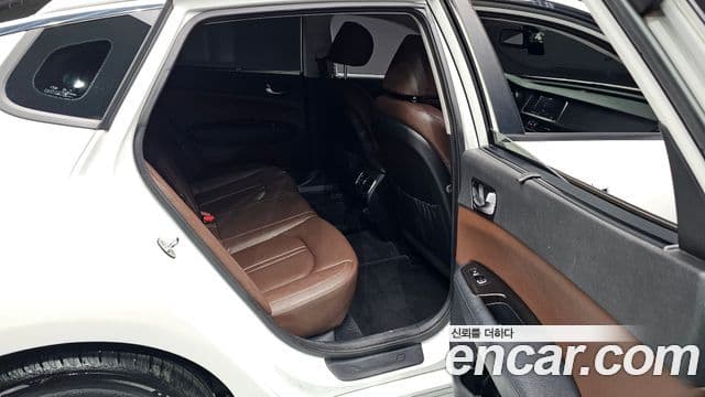 Kia K5 2세대 Noblesse, 2016 11